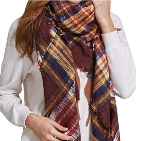 ONE LEFT!! Fringed Tartan Blanket Scarf Wrap - Picture 2 of 4